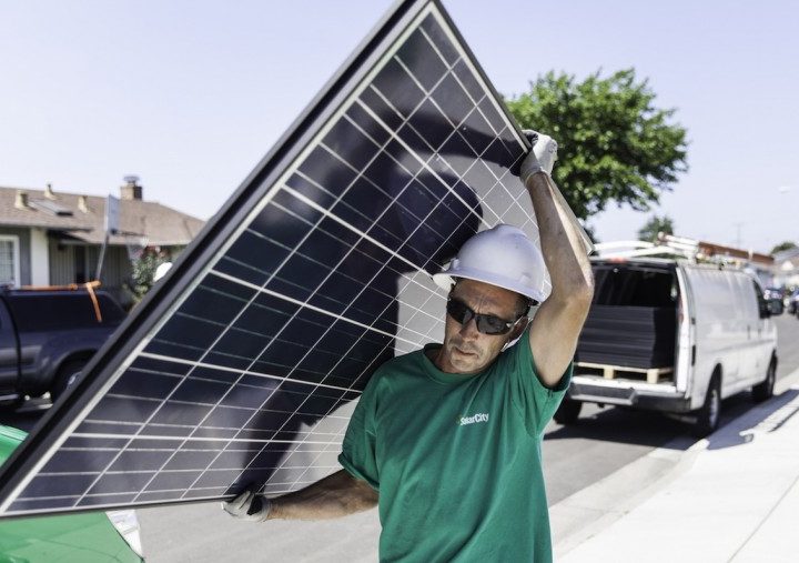 Tesla lijft SolarCity definitief in