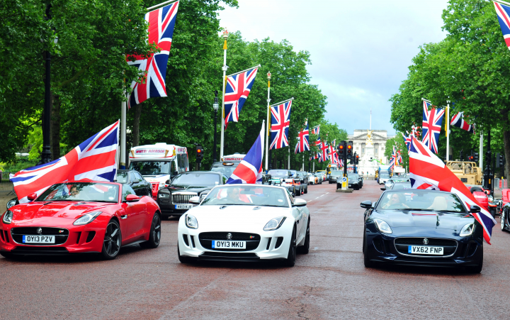 Britse autofabrieken nog altijd full speed