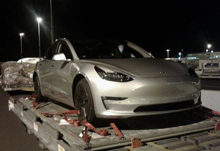 Tesla Model 3 gespot 'down under'