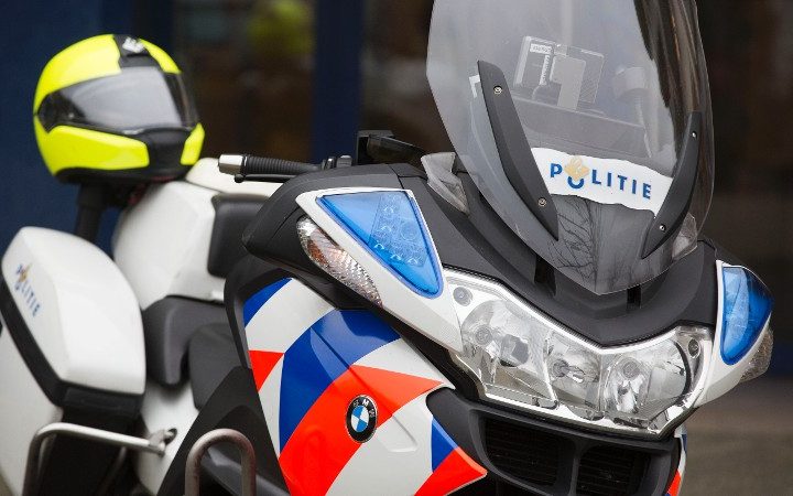 Politie gaat rijden op motoren van BMW en Yamaha