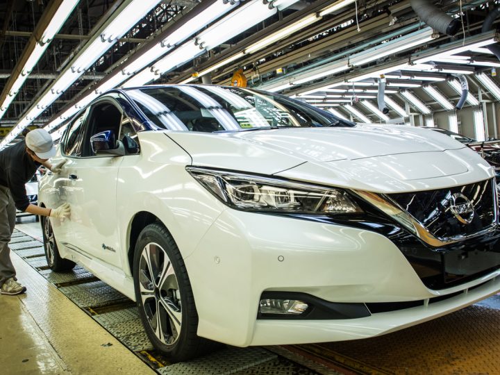 Productiedaling Nissan houdt aan