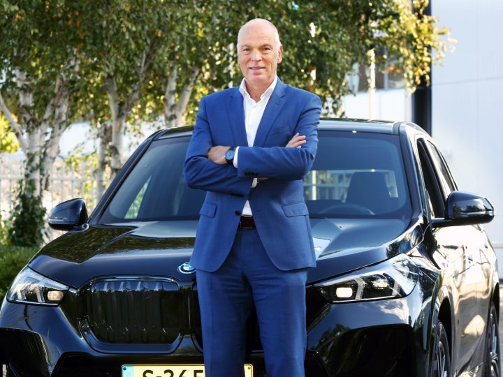 60 procent van het verkoopvolume van BMW gaat naar de zakelijke markt, weet Ton de Rooy. (Foto: Robert van Stuijvenberg)
